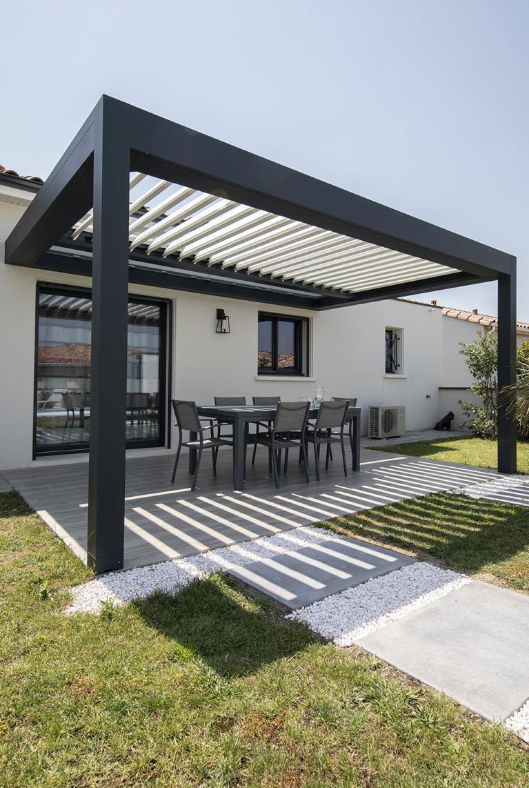 Akena Pergola - Lames perpendiculaires - Moderne